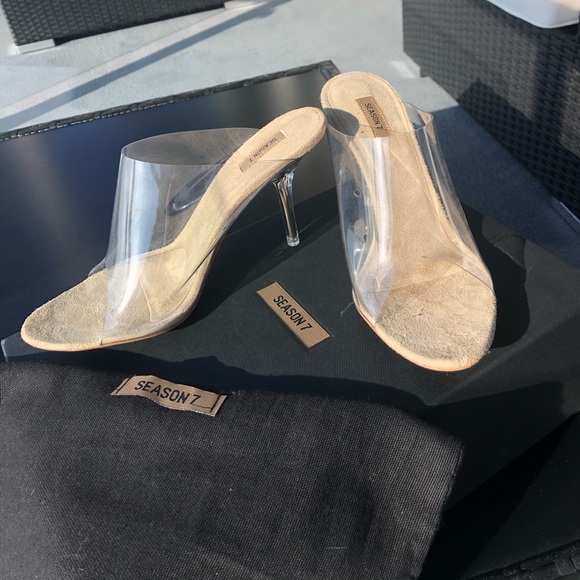 yeezy heels season 7